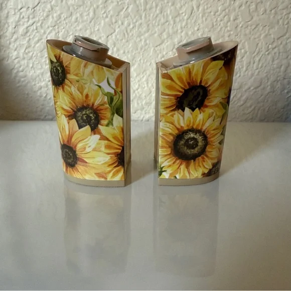 Pashion Footwear v1.0 Custom Sunflower Cluster 4 Inch Block Heels - Picture 5 of 11